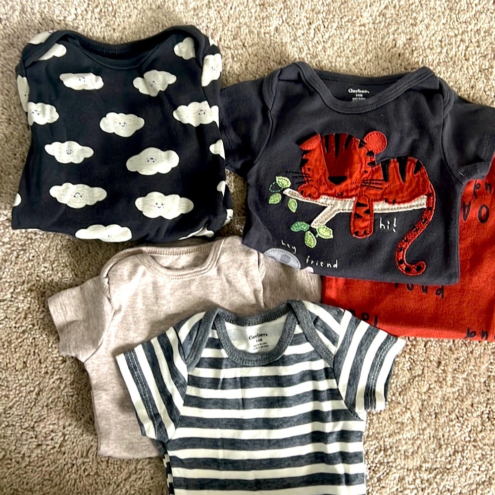 Bundle- 5- 3-6 month onesies